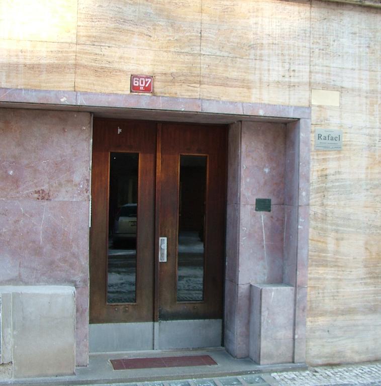 פודבראדי Penzion Rafael מראה חיצוני תמונה